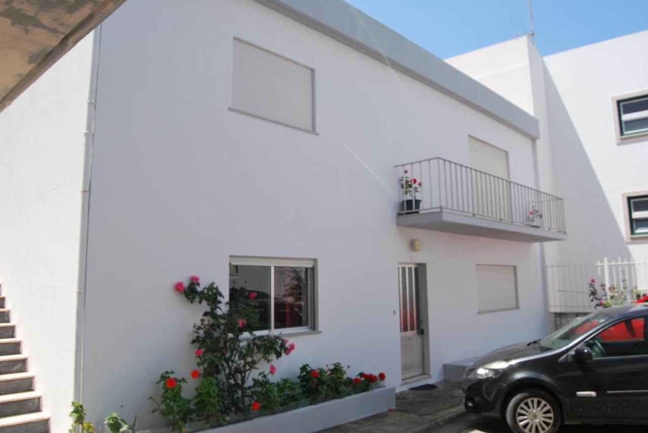 Apartamentos Mota ナザレ エクステリア 写真