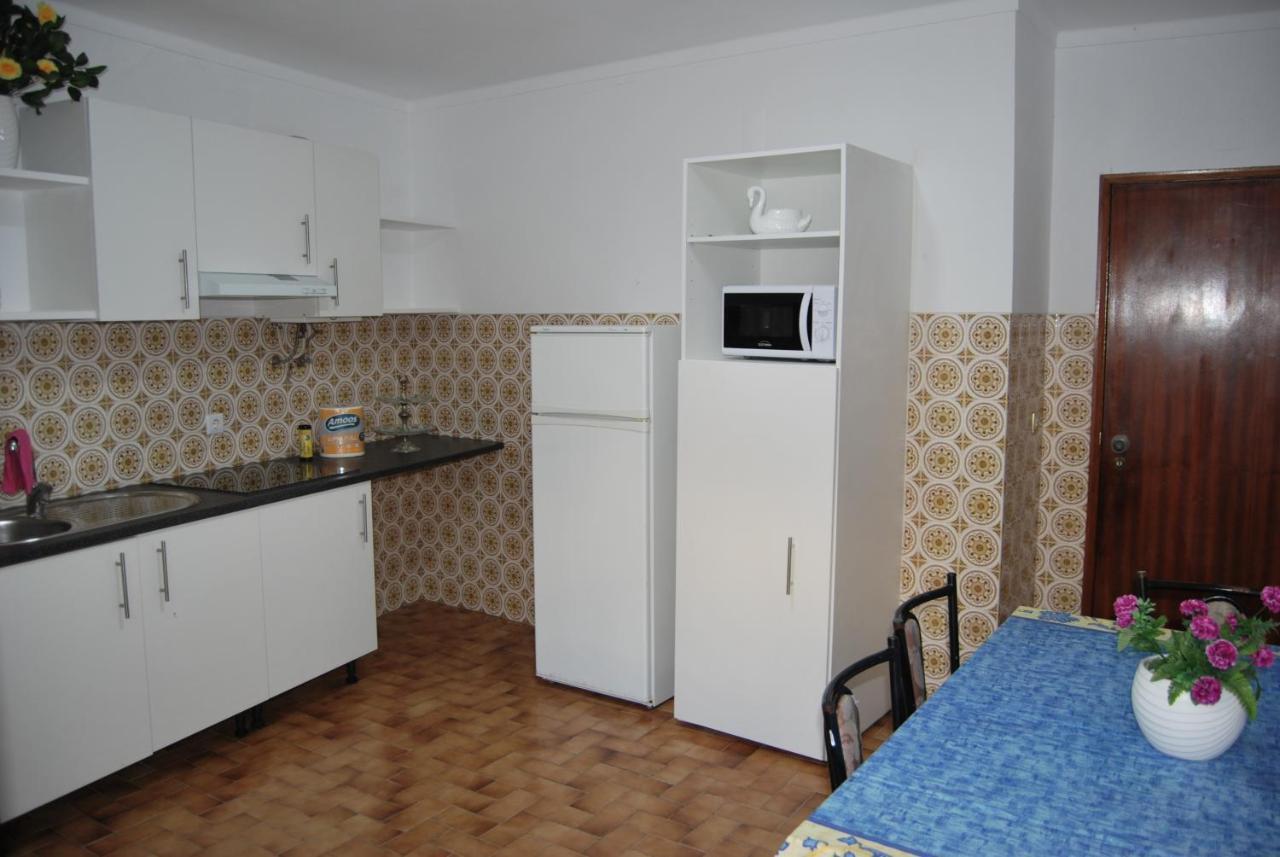 Apartamentos Mota ナザレ エクステリア 写真